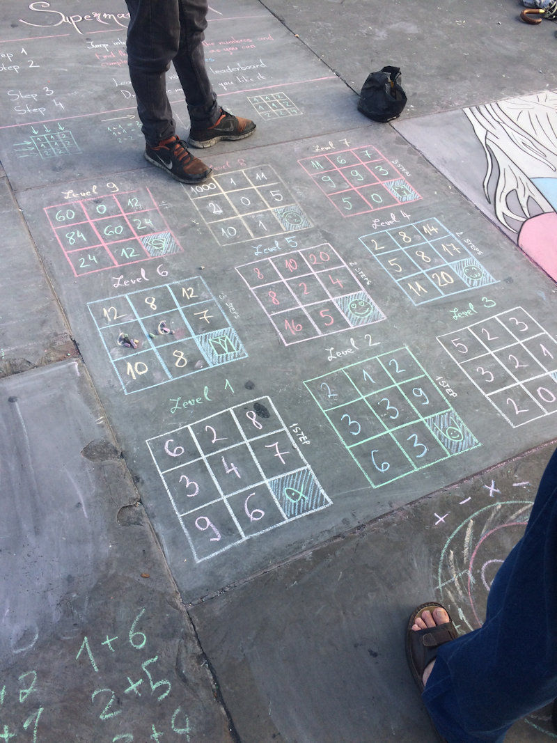puzzle matematici a Trafalgar Square