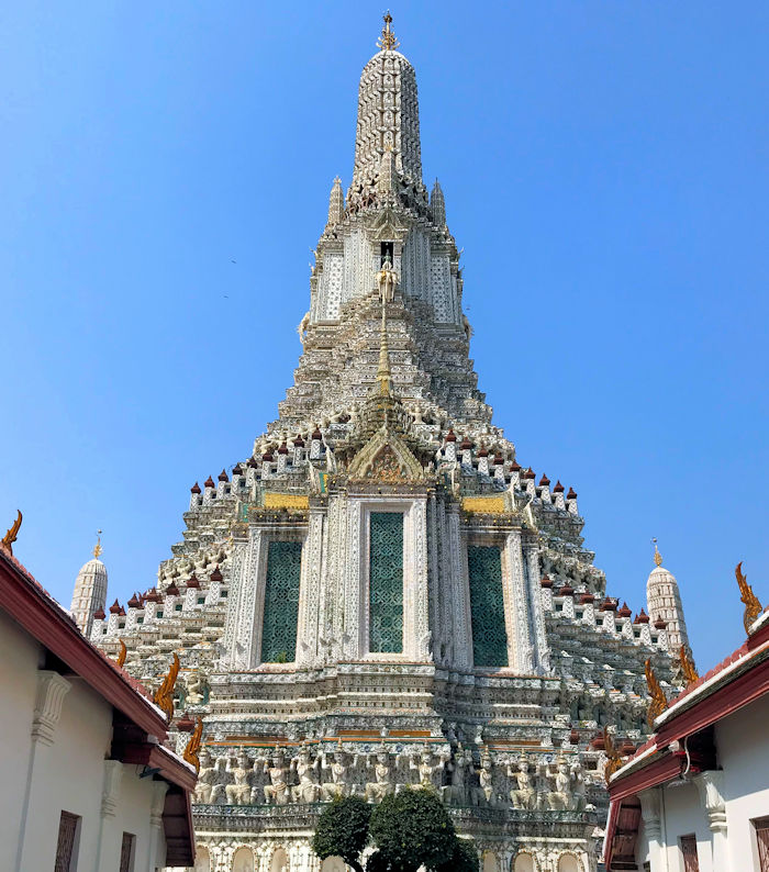 Wat Arun, the Temple of Dawn